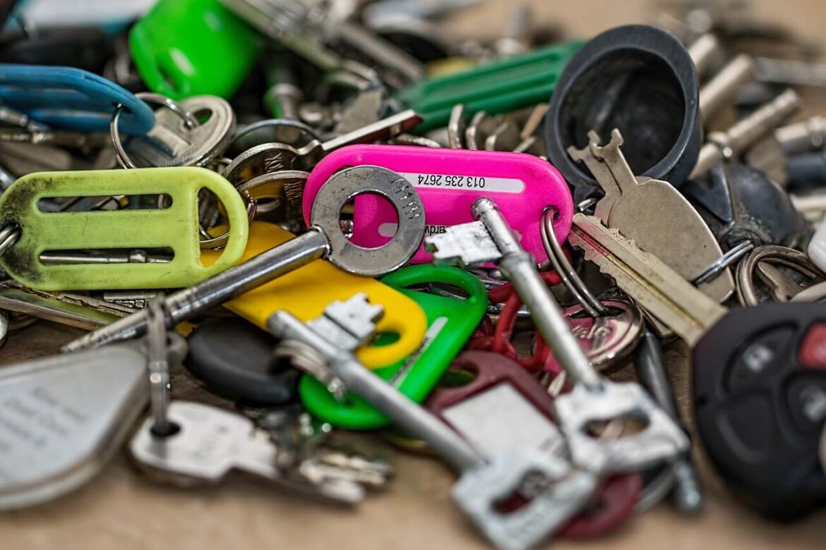 What to Do If You Need an Emergency Car Key Replacement Service?